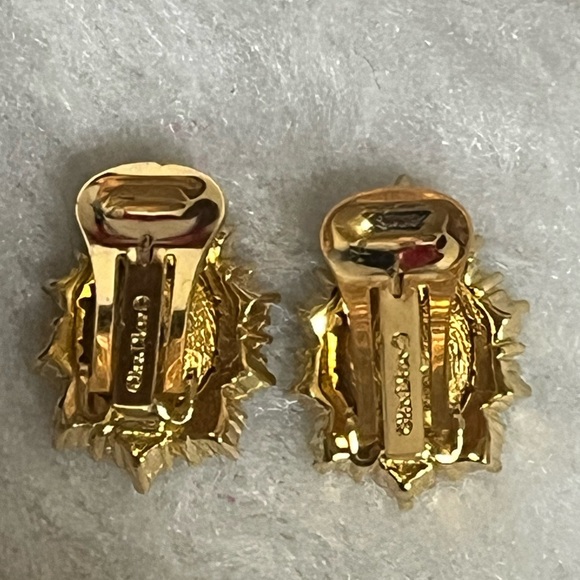 DIOR Vintage Clip On Earrings - Picture 4 of 10
